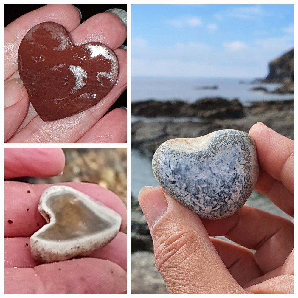 HEART pebbles