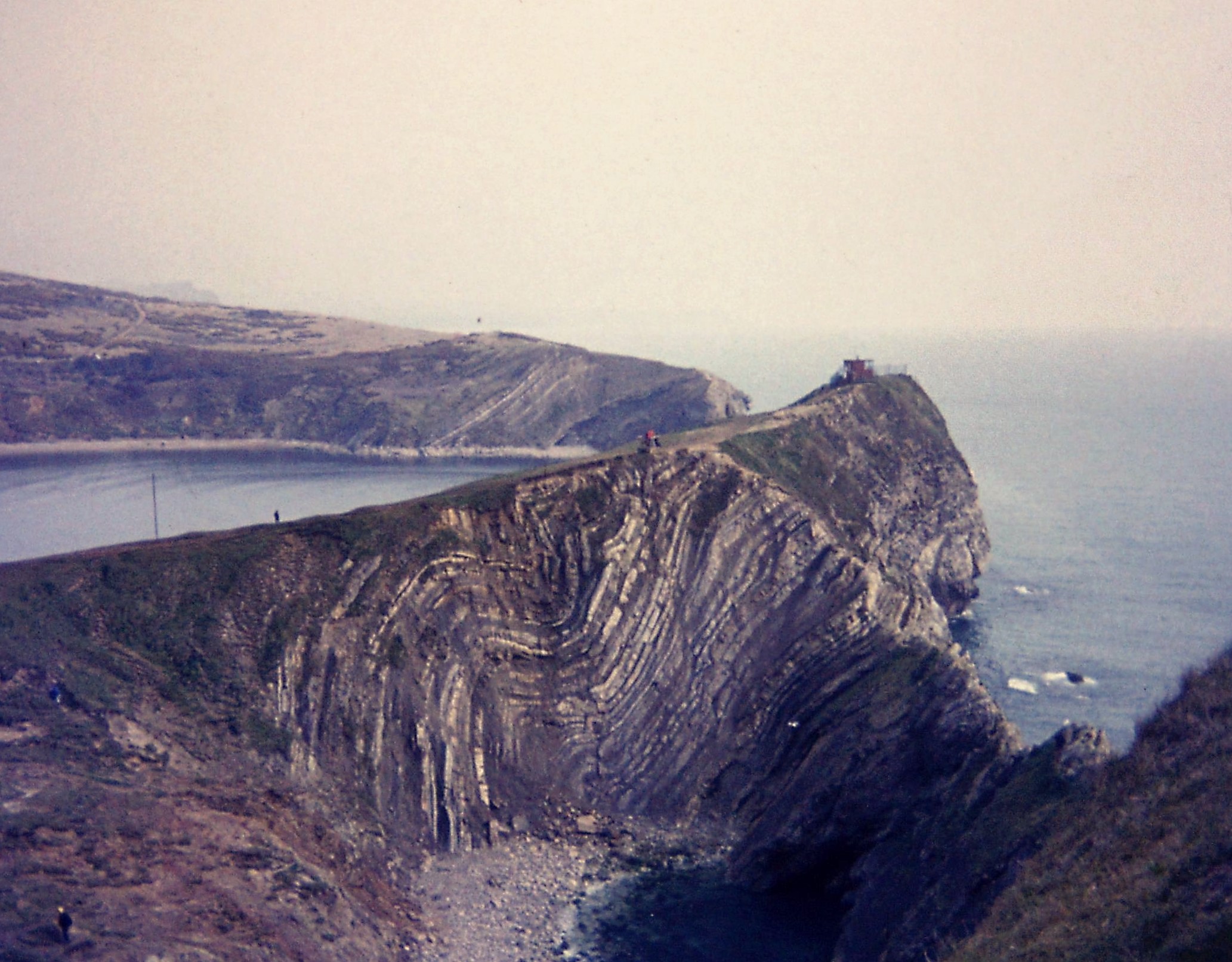 1975.04.06 Dorset3. Stair Hole & Lulworth Cove. Purbeck Group