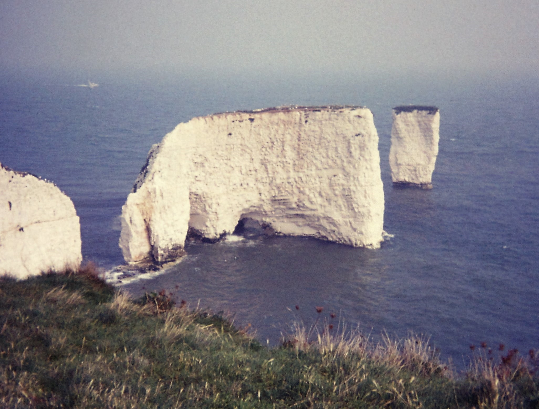 1979.10 Dorset. Swanage. Old Harry Rocks. White Chalk Subgp.